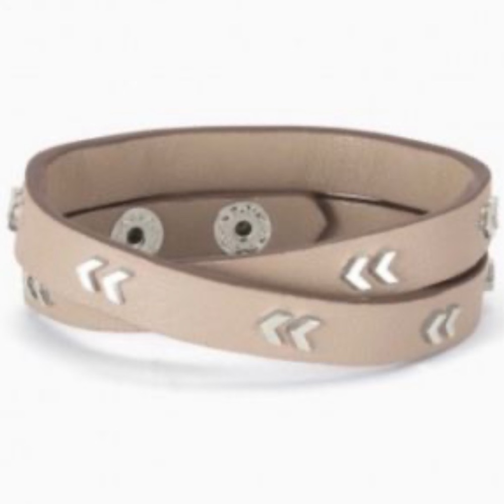 Stella & Dot leather wrap bracelet - Picture 2 of 2